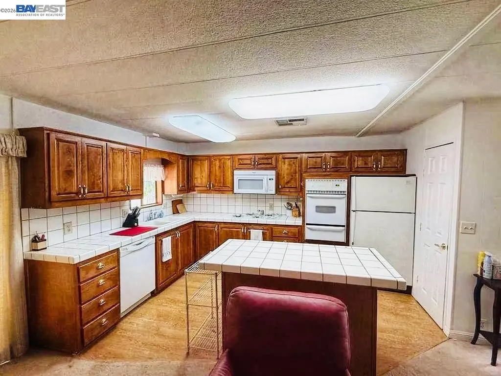 3231 Vineyard Avenue Pleasanton CA 94566