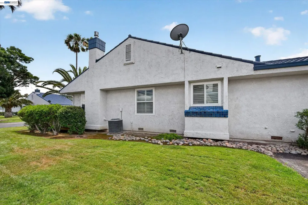 5679 Schooner Loop Discovery Bay CA 94505