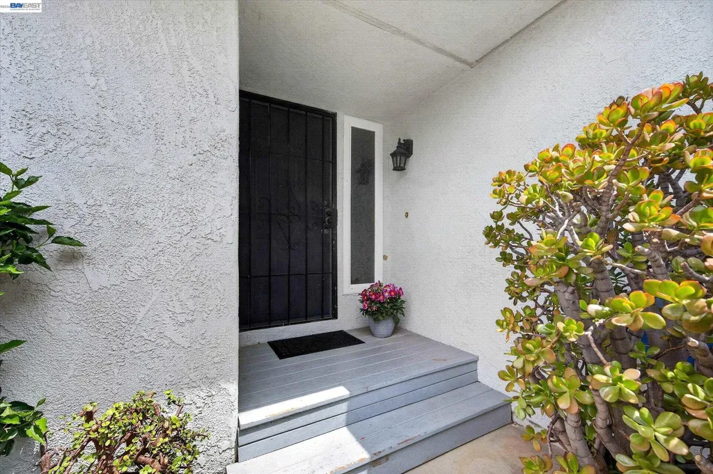 5679 Schooner Loop Discovery Bay CA 94505