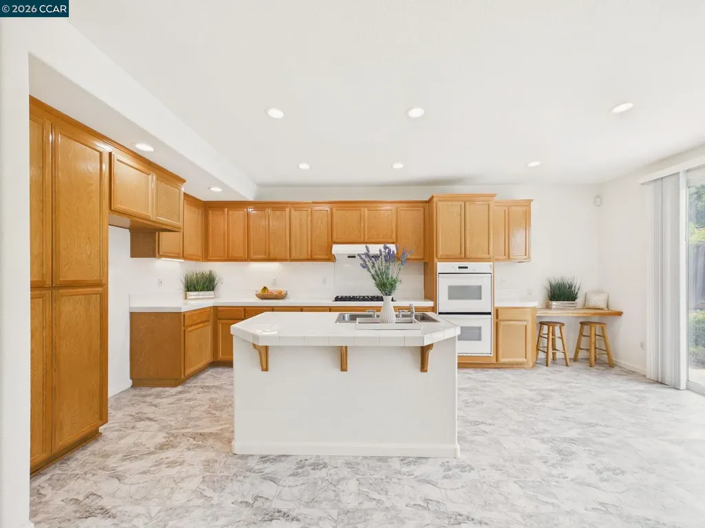 2072 Schell Mountain Way Antioch CA 94531