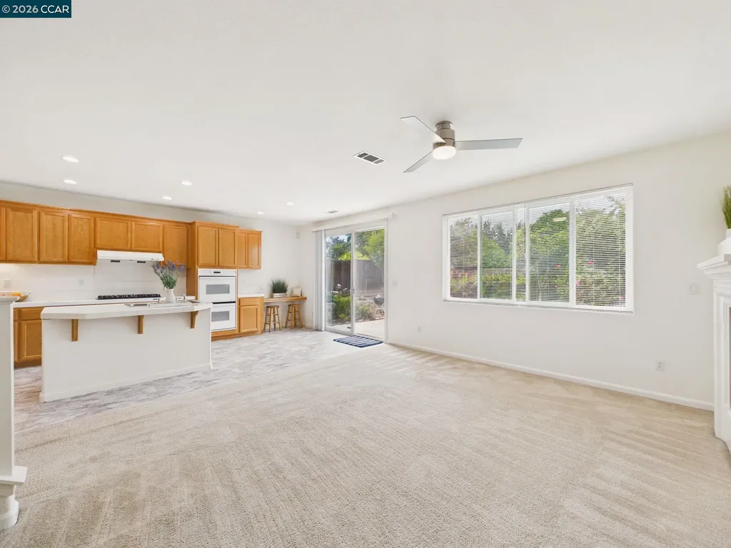 2072 Schell Mountain Way Antioch CA 94531