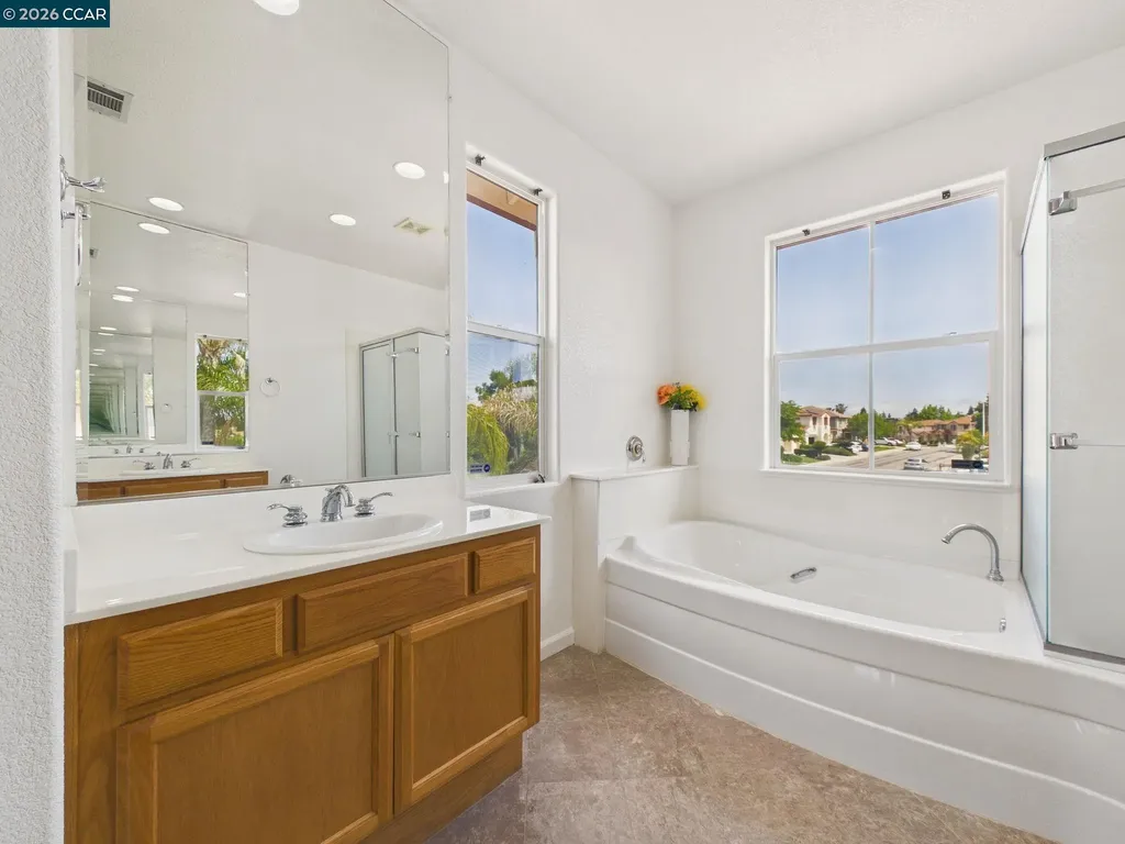 2072 Schell Mountain Way Antioch CA 94531