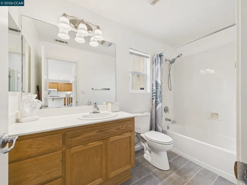 2072 Schell Mountain Way Antioch CA 94531