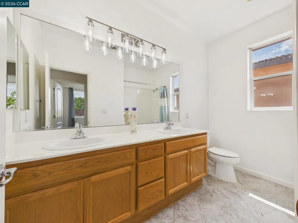 2072 Schell Mountain Way Antioch CA 94531