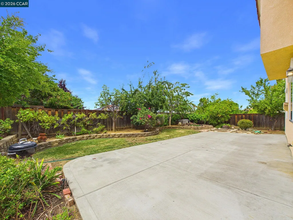 2072 Schell Mountain Way Antioch CA 94531