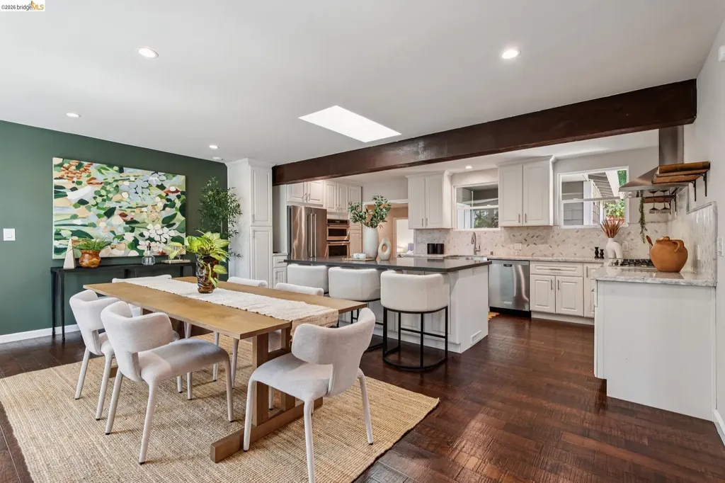 6281 Aspinwall Road Oakland CA 94611