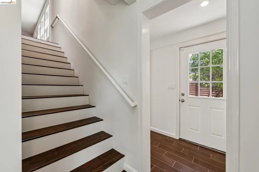6281 Aspinwall Road Oakland CA 94611