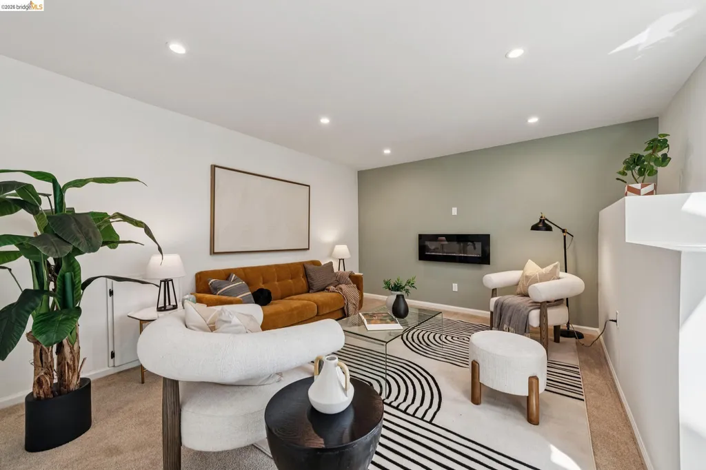 6281 Aspinwall Road Oakland CA 94611
