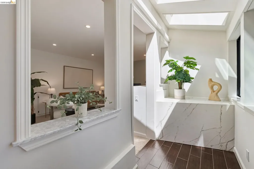 6281 Aspinwall Road Oakland CA 94611