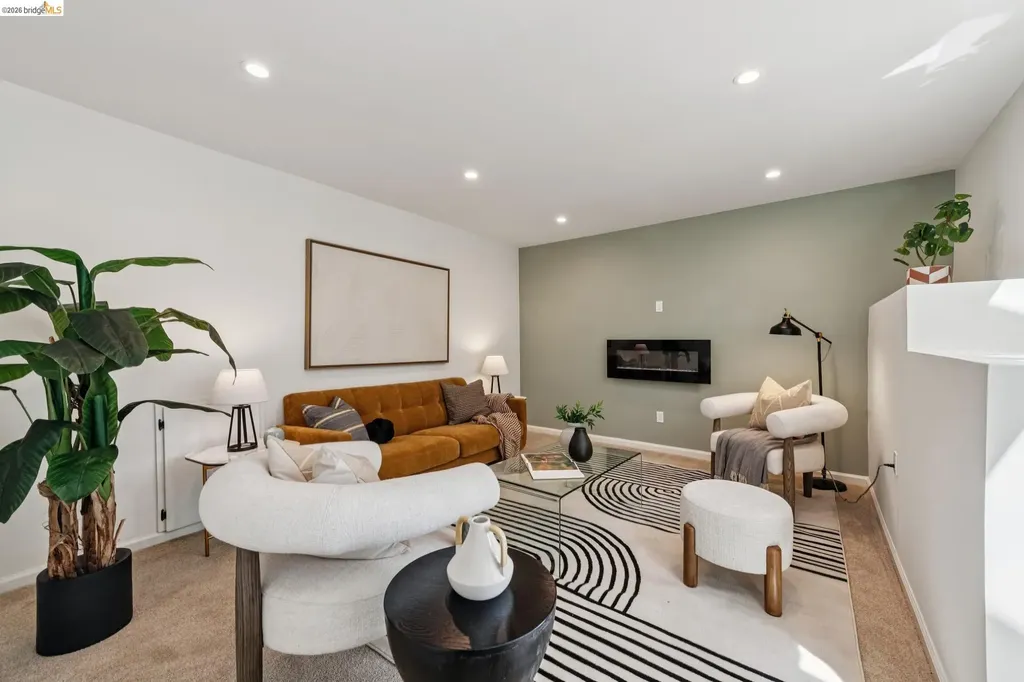 6281 Aspinwall Road Oakland CA 94611