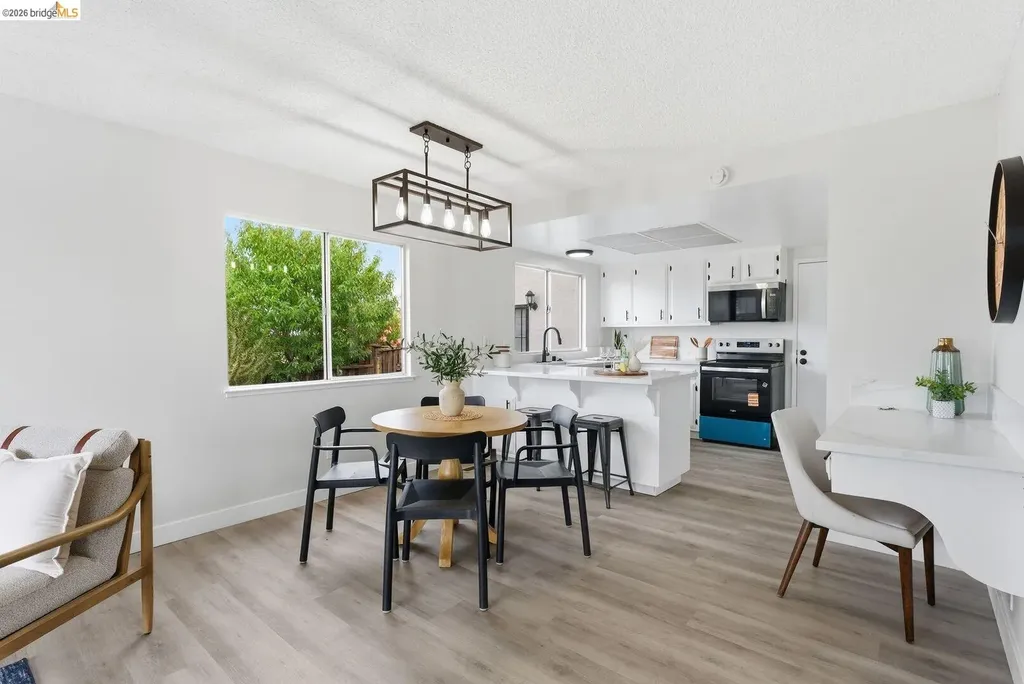 3918 Chatworth Street Pittsburg CA 94565