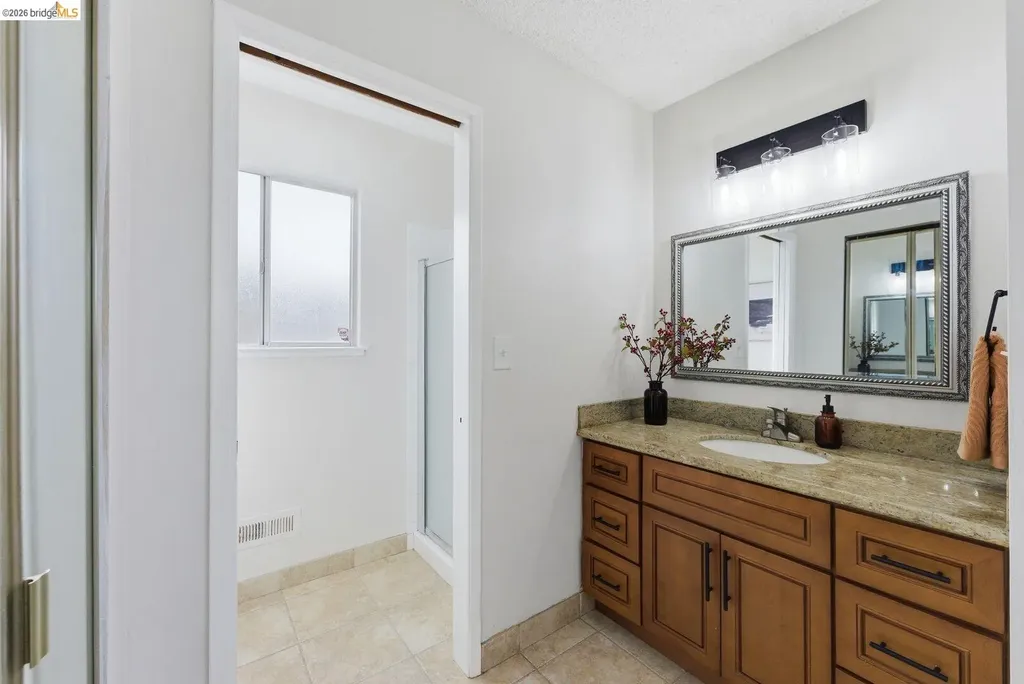 3918 Chatworth Street Pittsburg CA 94565