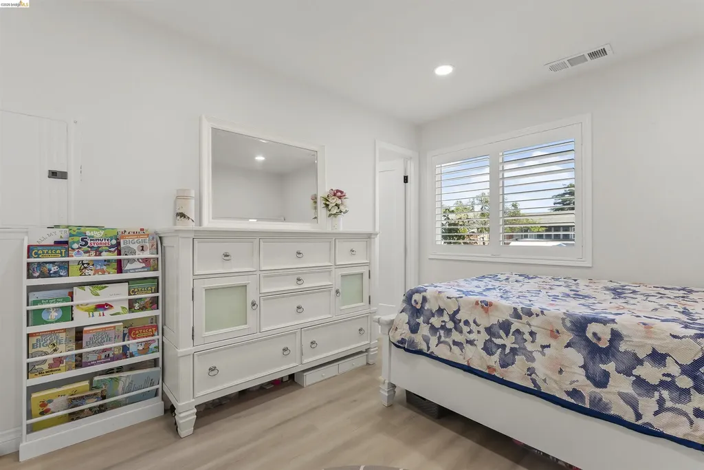 8044 Tamarack Drive Dublin CA 94568