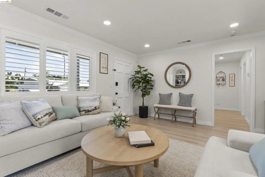 8044 Tamarack Drive Dublin CA 94568