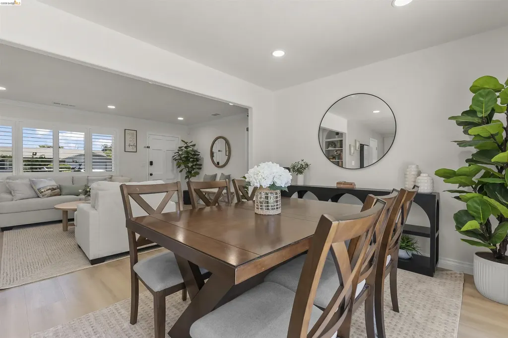 8044 Tamarack Drive Dublin CA 94568