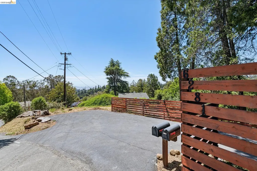 0 Aspinwall Drive Oakland CA 94611