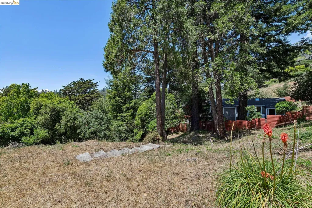 0 Aspinwall Drive Oakland CA 94611