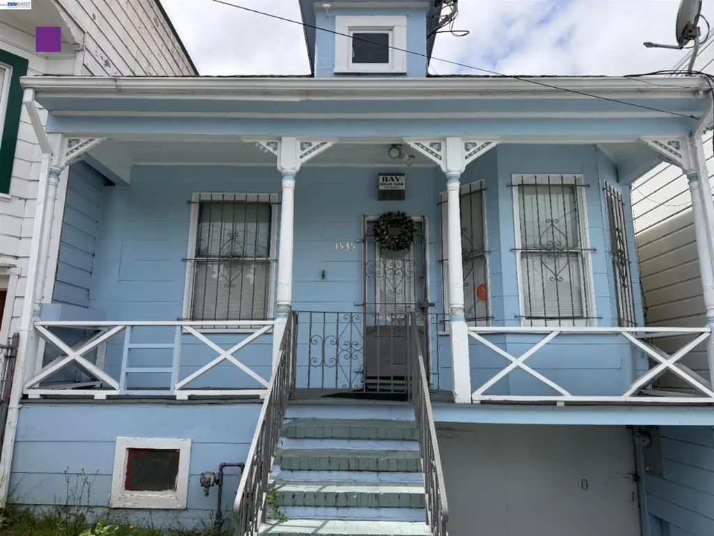 1535 Mckinnon Avenue San Francisco CA 94124