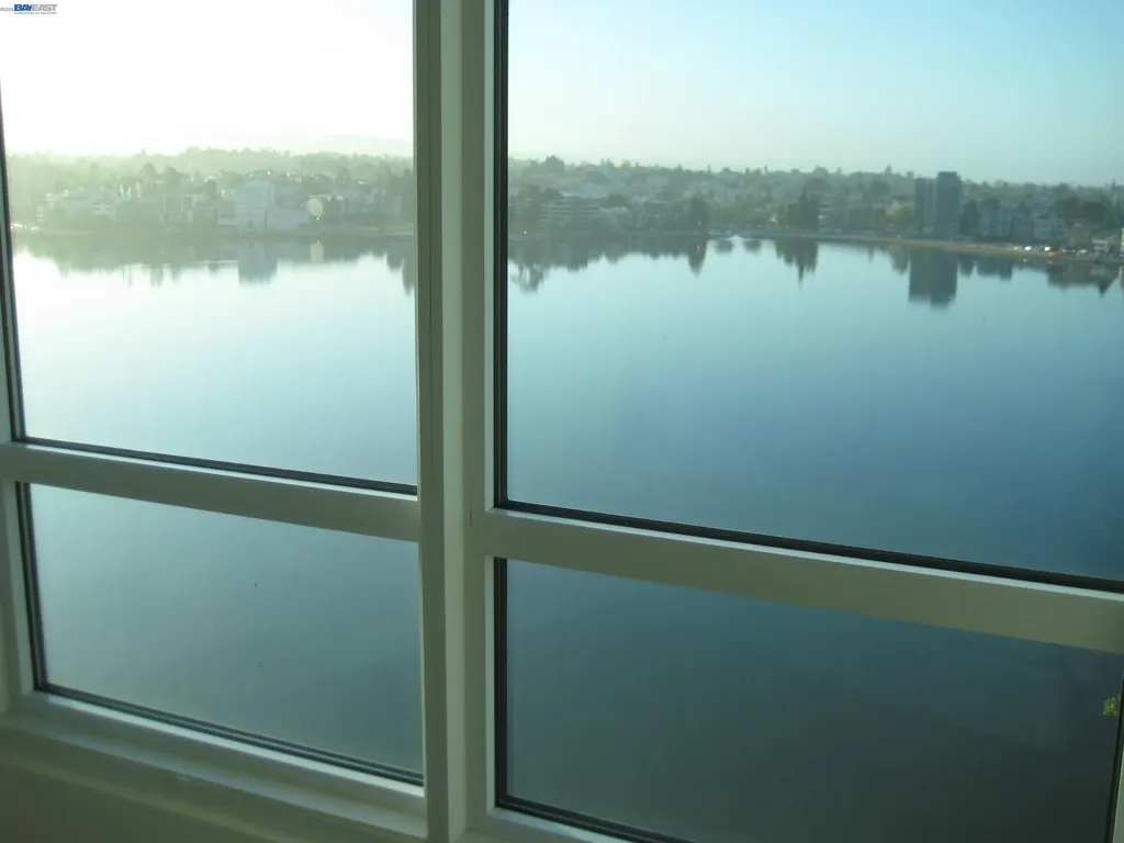 1 Lakeside Drive Oakland CA 94612