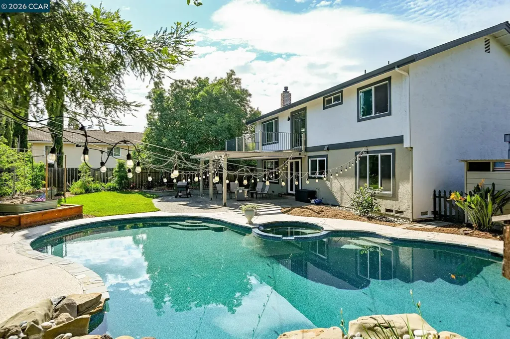 151 Blue Canyon Way Martinez CA 94553