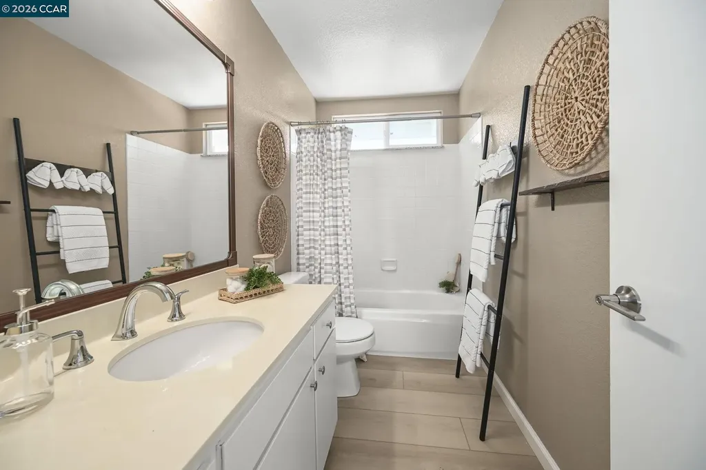 151 Blue Canyon Way Martinez CA 94553