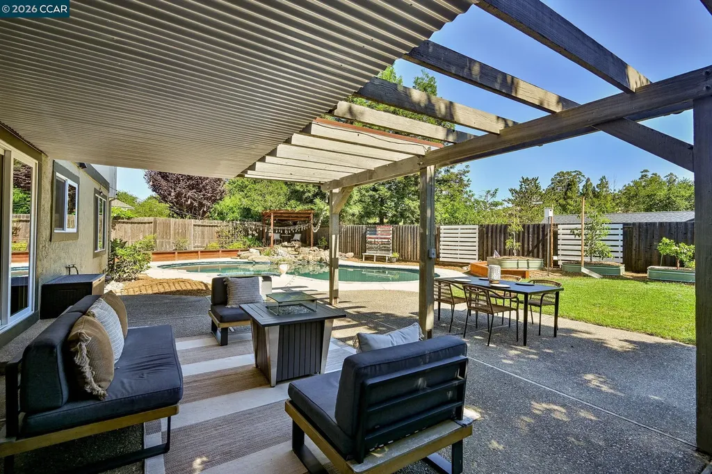 151 Blue Canyon Way Martinez CA 94553