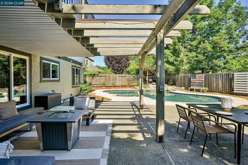 151 Blue Canyon Way Martinez CA 94553