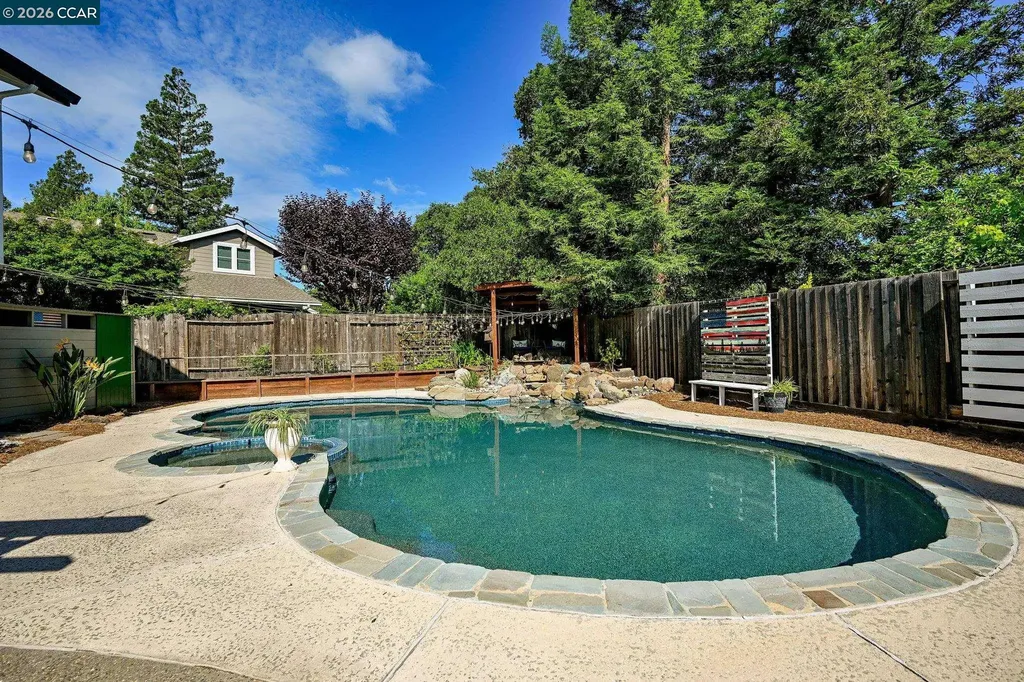 151 Blue Canyon Way Martinez CA 94553