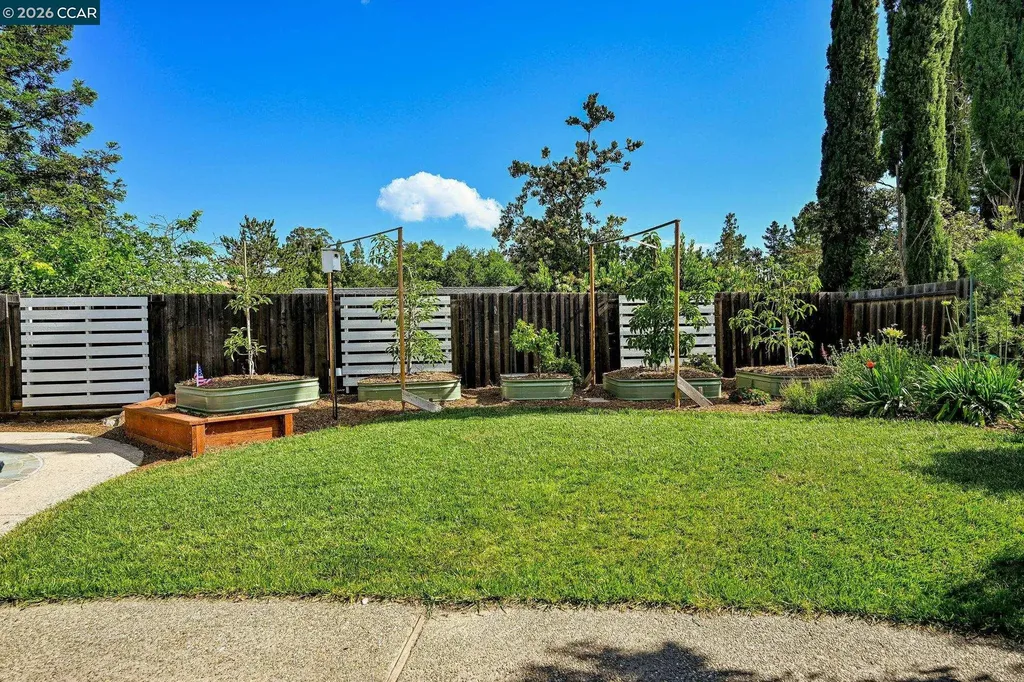 151 Blue Canyon Way Martinez CA 94553