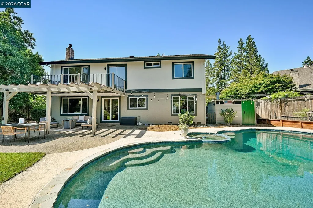 151 Blue Canyon Way Martinez CA 94553