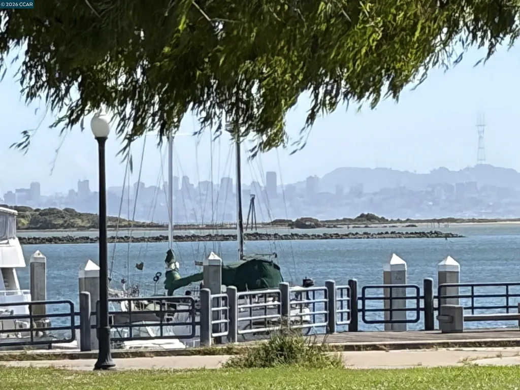 1810 Northshore Drive Richmond CA 94804