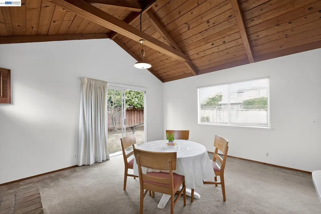 14562 Juniper Street San Leandro CA 94579