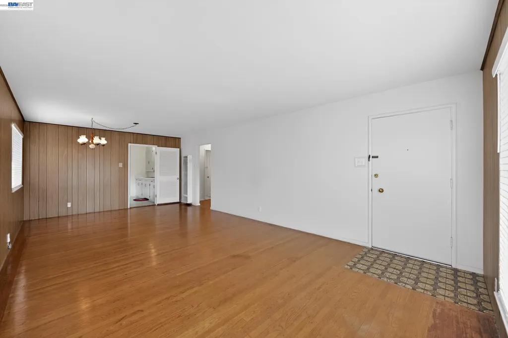 14562 Juniper Street San Leandro CA 94579