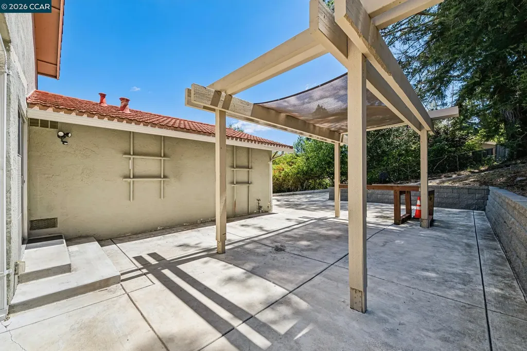 486 Butterfield Place Moraga CA 94556