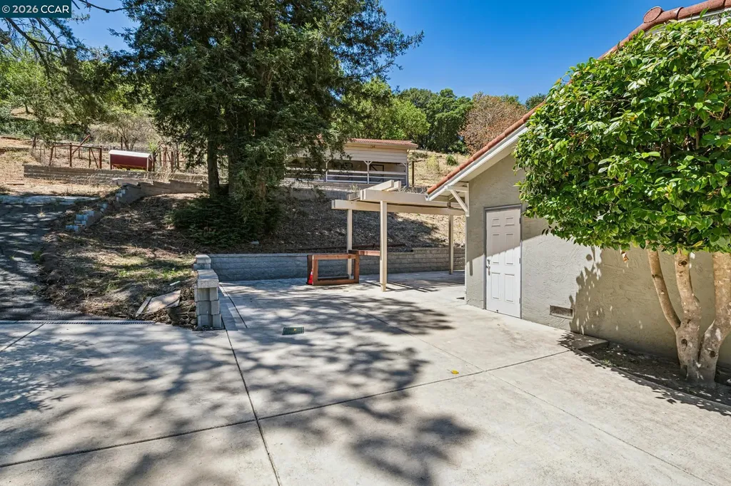 486 Butterfield Place Moraga CA 94556