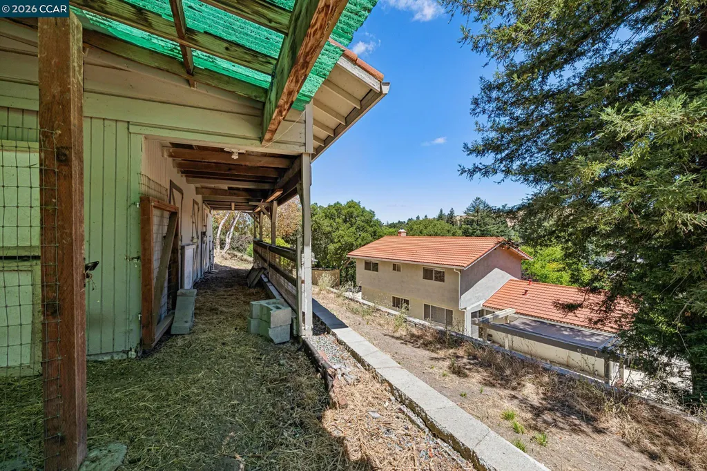 486 Butterfield Place Moraga CA 94556