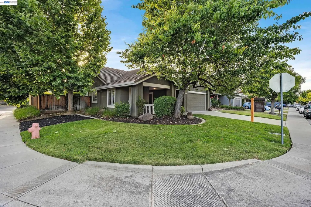 1106 Baltusrol Court Livermore CA 94551