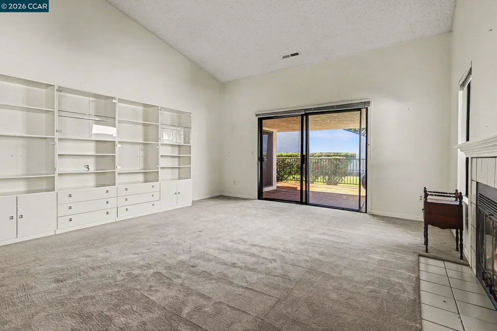 5762 Cutter Loop Discovery Bay CA 94505