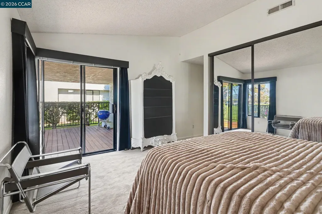 5762 Cutter Loop Discovery Bay CA 94505