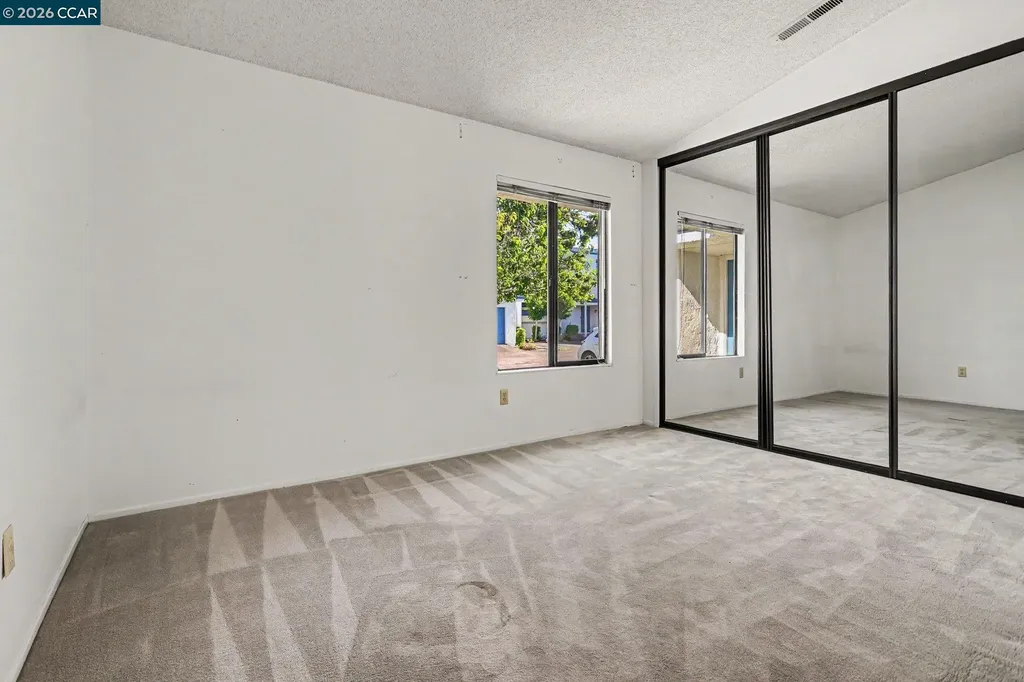 5762 Cutter Loop Discovery Bay CA 94505