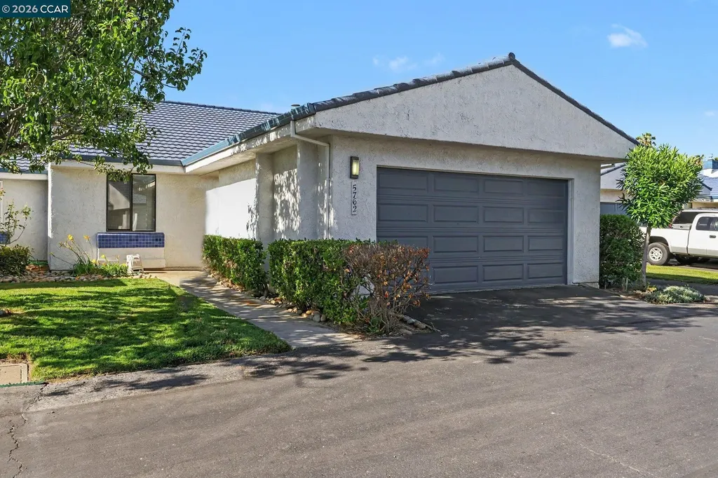 5762 Cutter Loop Discovery Bay CA 94505