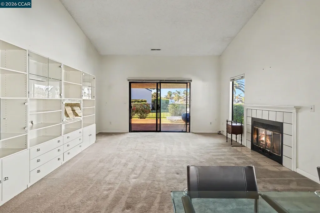 5762 Cutter Loop Discovery Bay CA 94505
