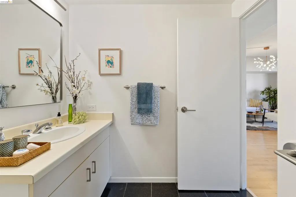 6363 Christie Avenue Emeryville CA 94608