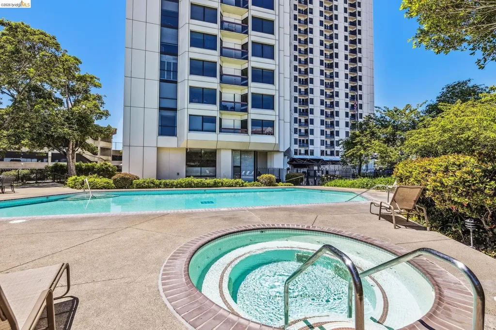 6363 Christie Avenue Emeryville CA 94608