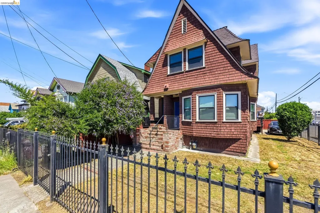 2804 Adeline Street Oakland CA 94608