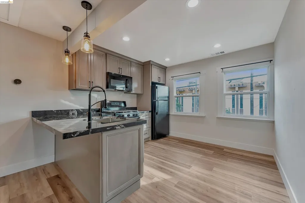 2804 Adeline Street Oakland CA 94608