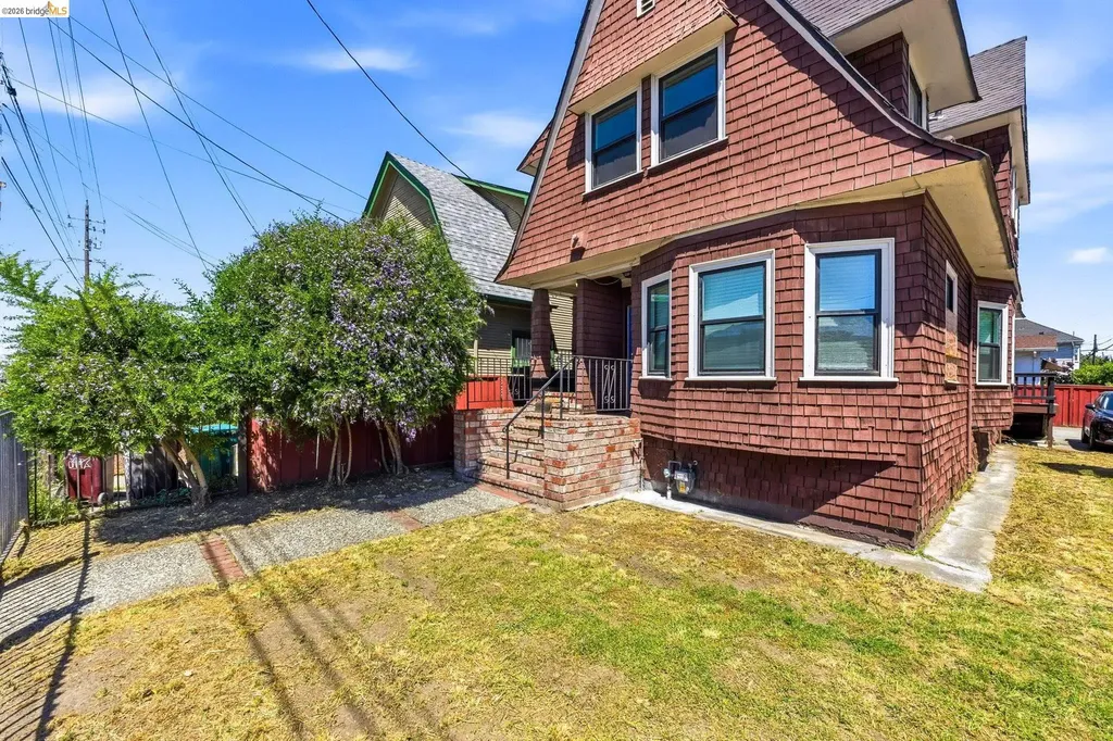 2804 Adeline Street Oakland CA 94608