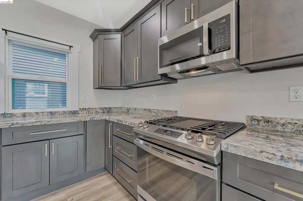 2804 Adeline Street Oakland CA 94608