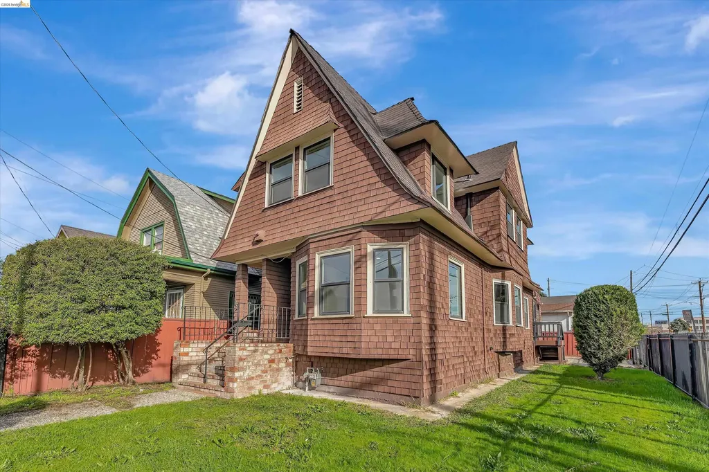 2804 Adeline Street Oakland CA 94608