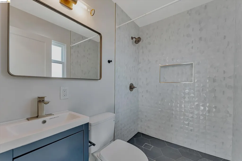 2804 Adeline Street Oakland CA 94608